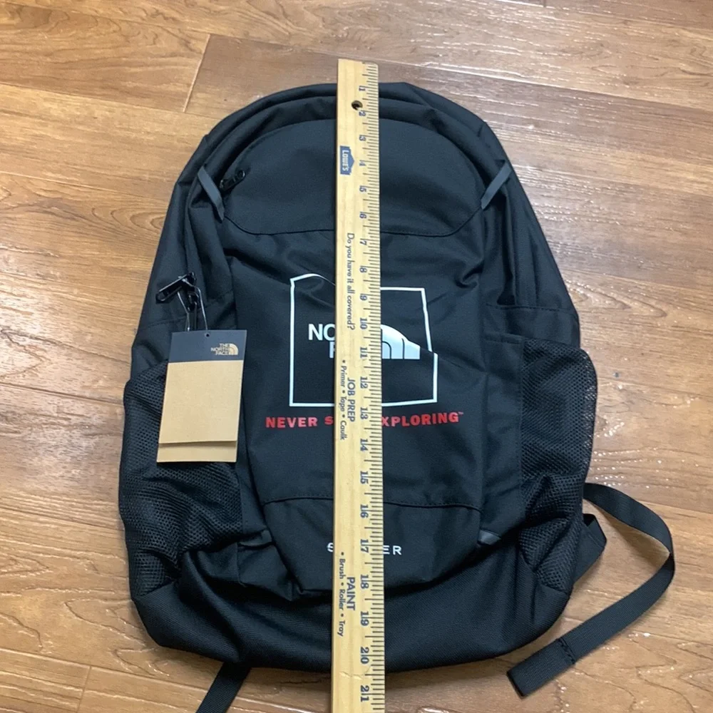 NWT The North Face Sunder Backpack